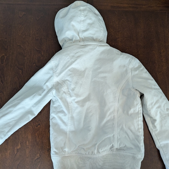 Aritzia TNA Jacket Size Small - Picture 2 of 5